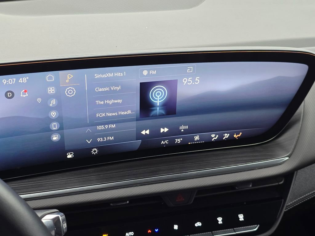 Used 2024 Buick Envision Preferred image 29