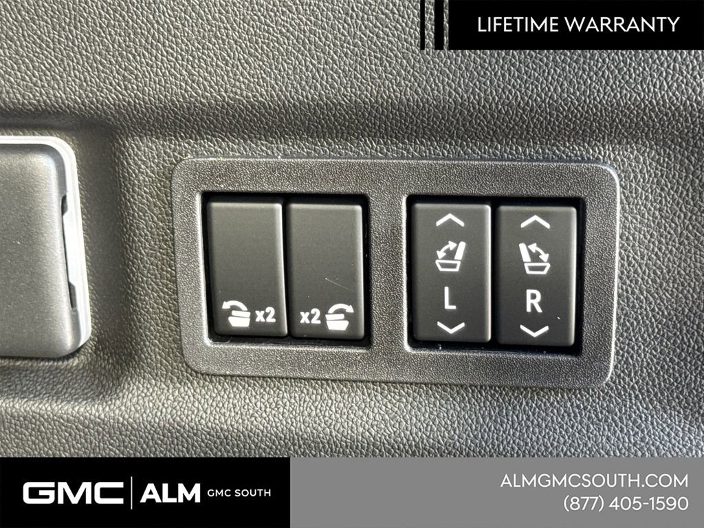 New 2026 GMC Yukon XL Denali w/ Denali Reserve Package image 21