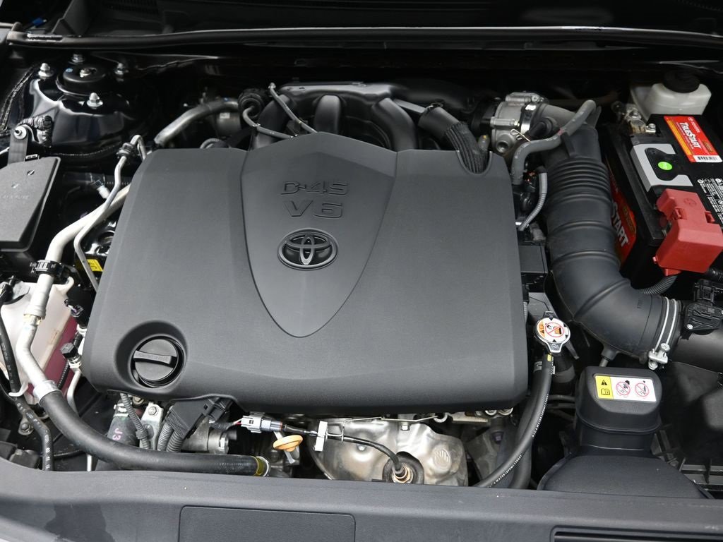 Used 2019 Toyota Avalon Touring w/ Advanced Safety Package image 28