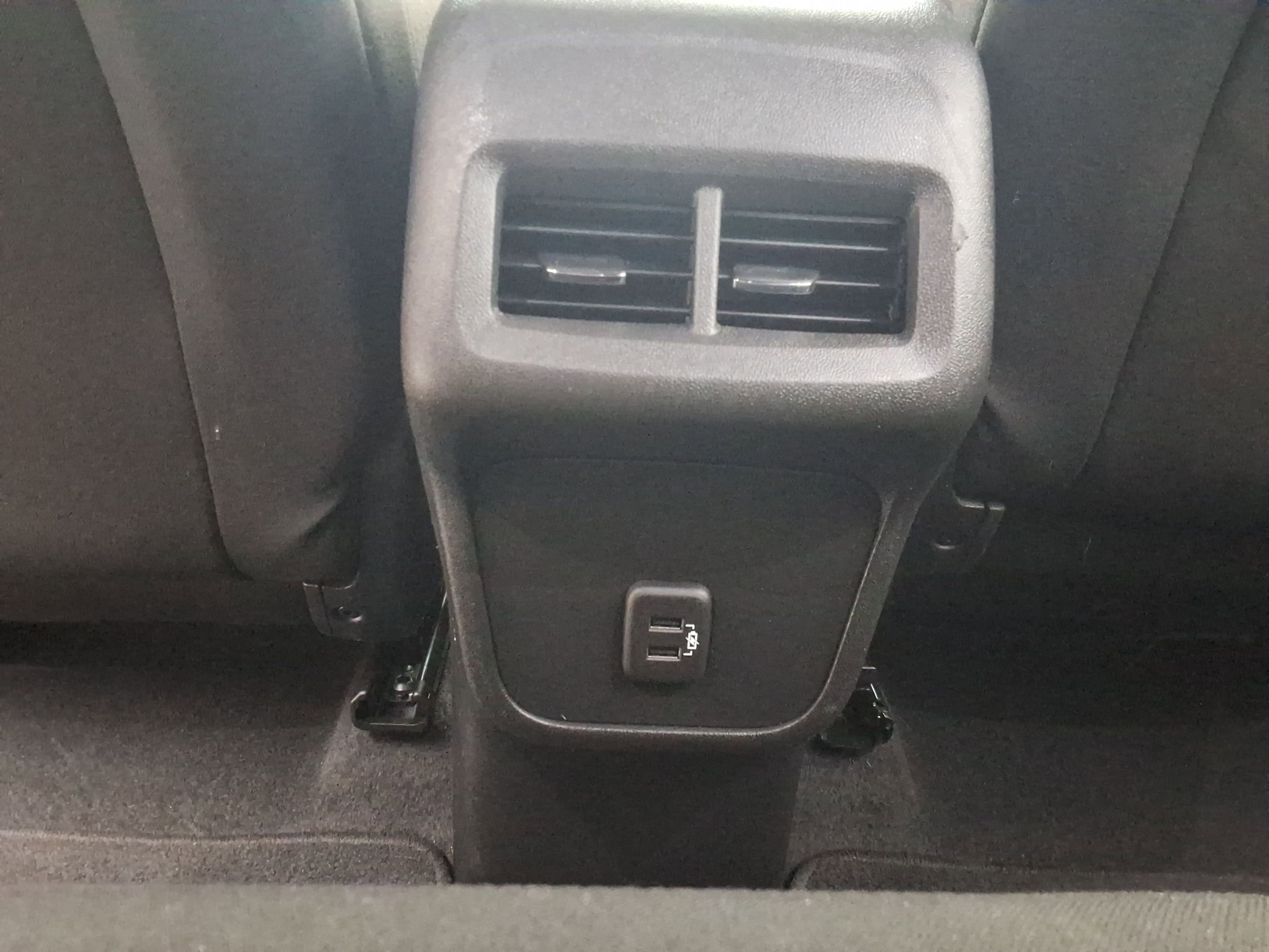 Used 2023 Chevrolet Equinox LT image 24