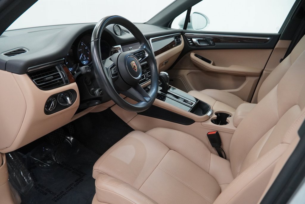 Used 2023 Porsche Macan image 19