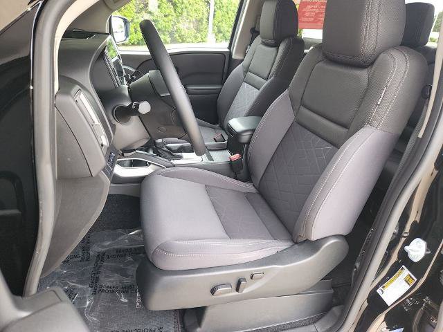 Certified 2025 Nissan Frontier SV image 12