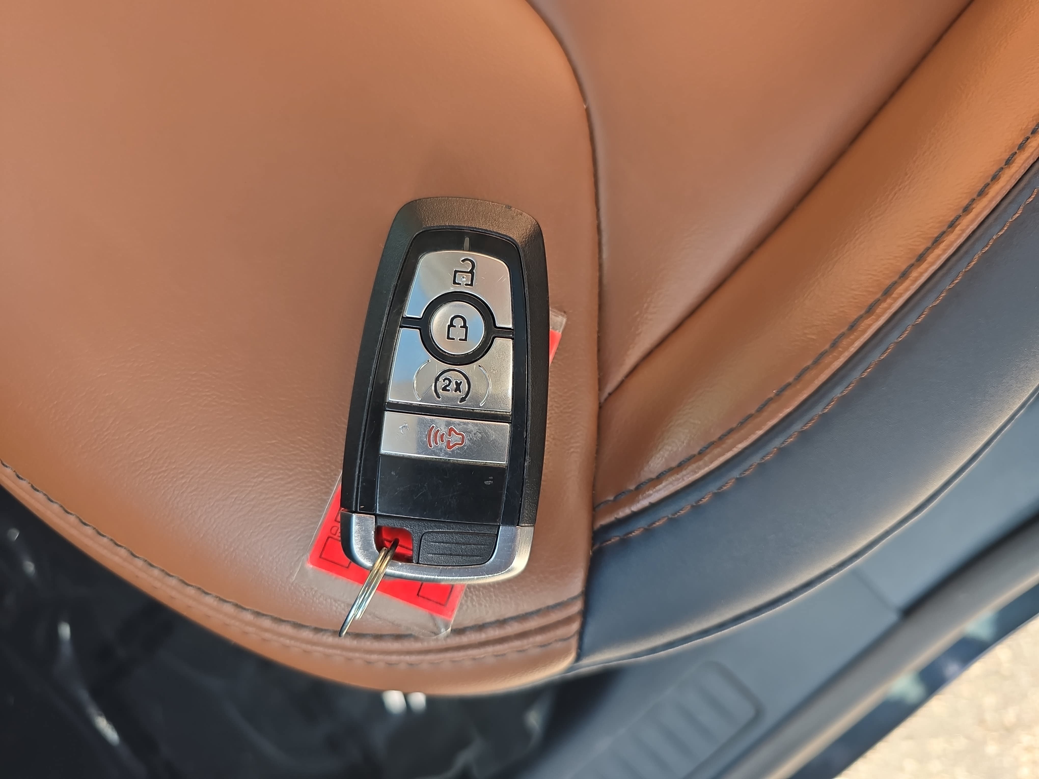 Used 2022 Ford Maverick Lariat w/ Lariat Luxury Package FWD image 38