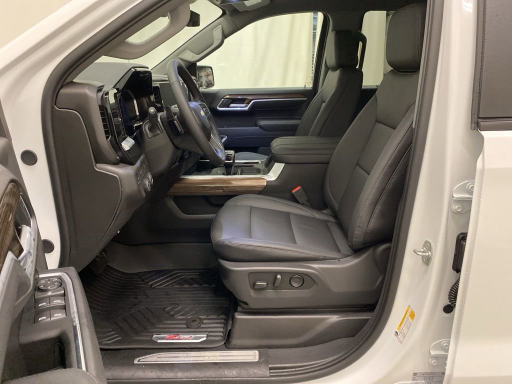 New 2026 Chevrolet Silverado 1500 LT w/ Z71 Off-Road Package image 14