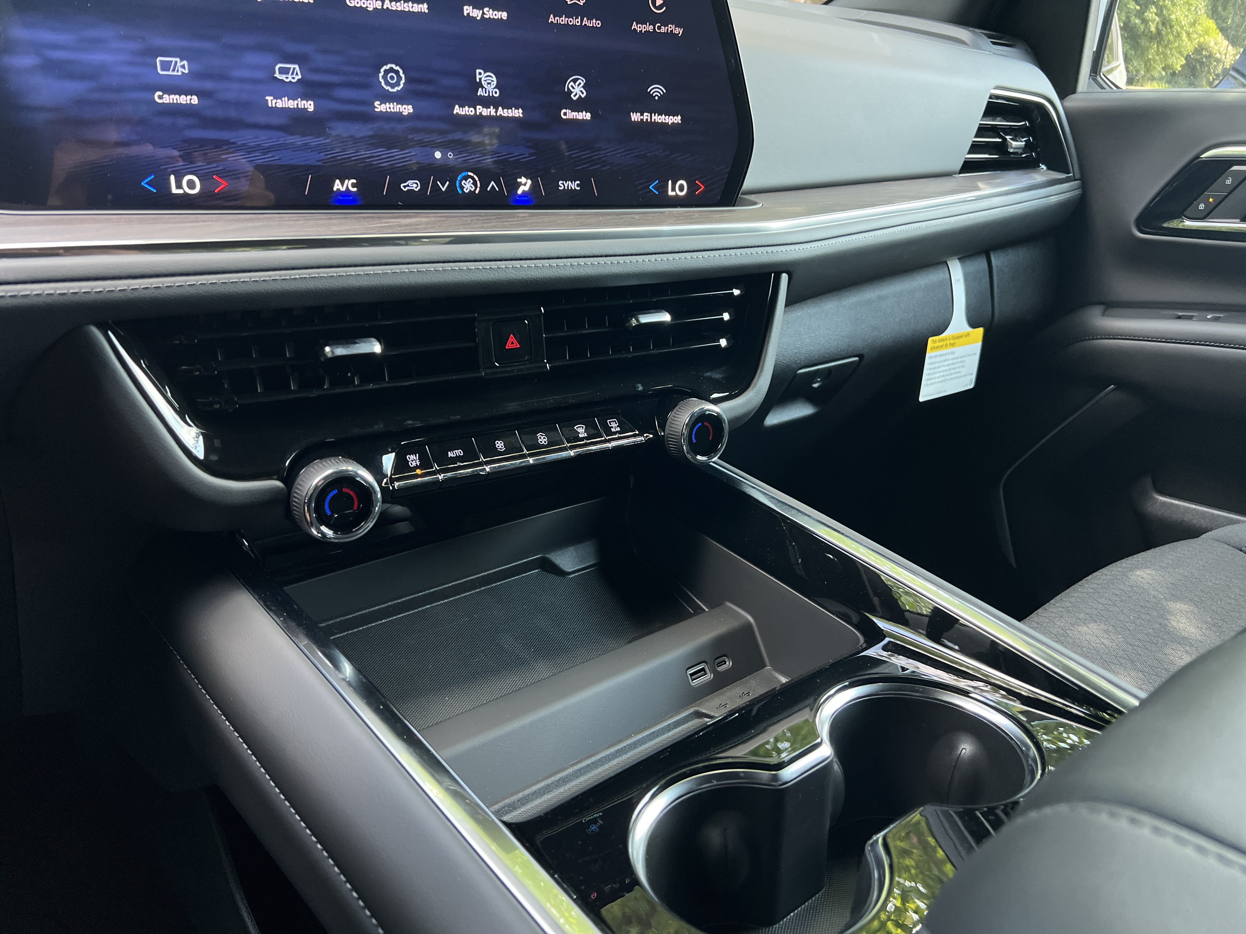 New 2026 Chevrolet Suburban LS w/ LPO, Get Active Package AWD/4WD image 27