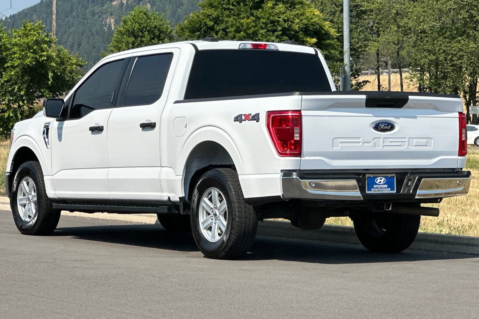 Used 2021 Ford F150 XLT w/ Equipment Group 301A Mid AWD/4WD image 5