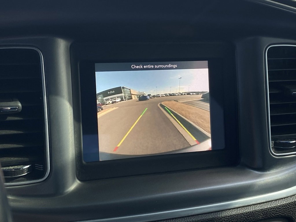Used 2020 Dodge Charger SXT image 16