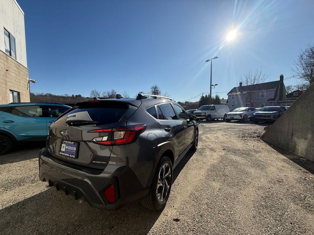 Used 2024 Subaru Crosstrek 2.0i Premium AWD/4WD image 7