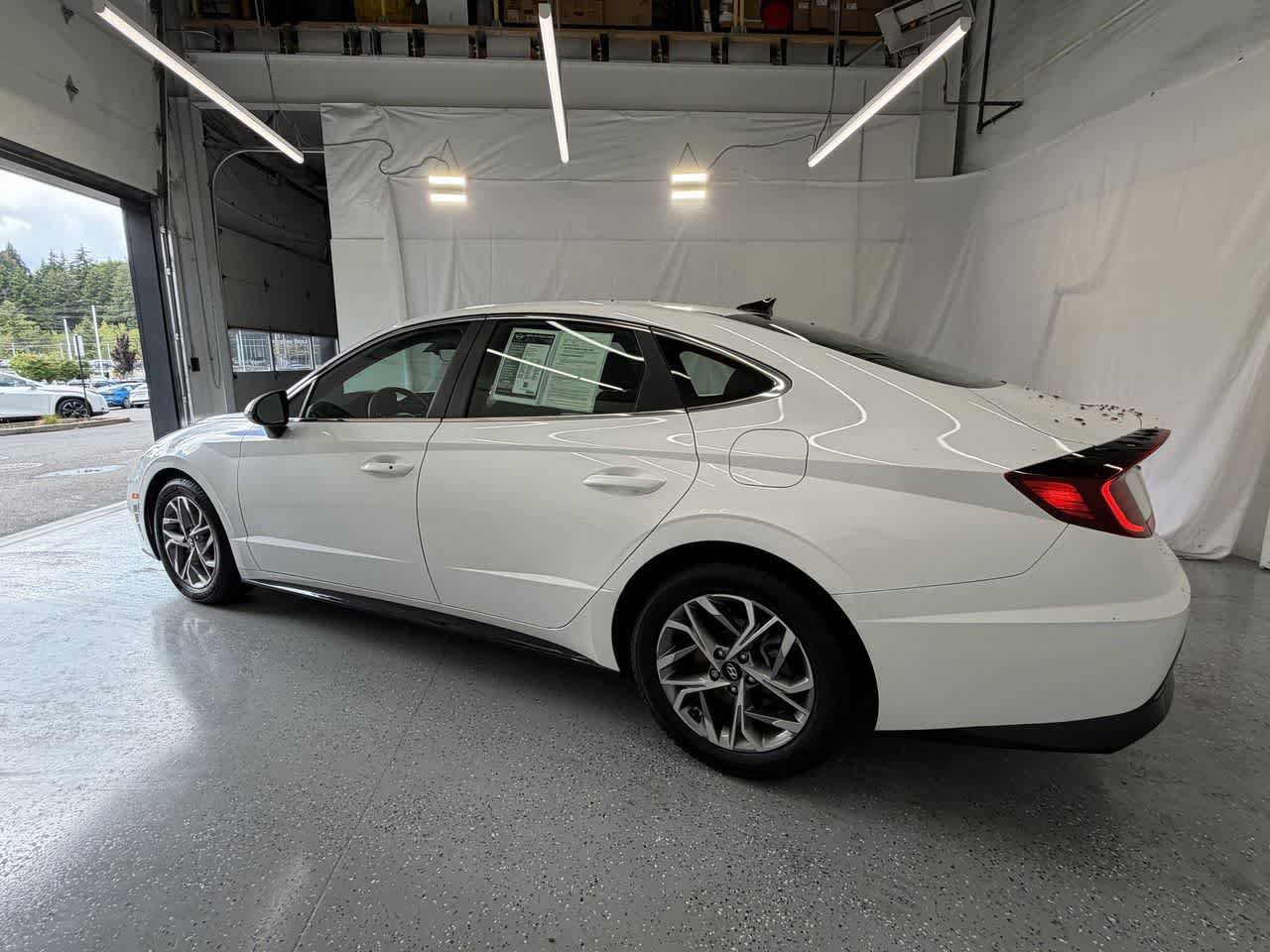 Used 2020 Hyundai Sonata SEL FWD image 3
