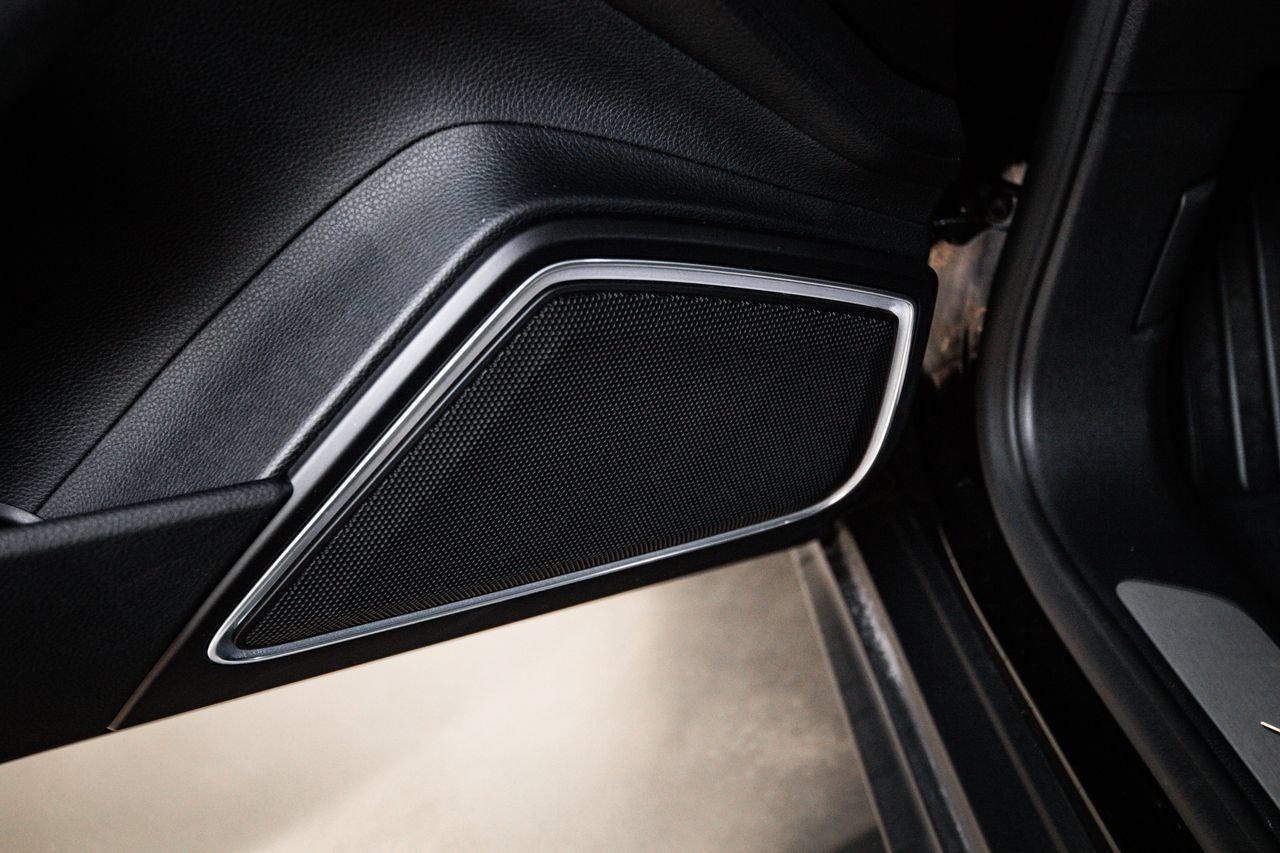 Certified 2023 Porsche Panamera image 21