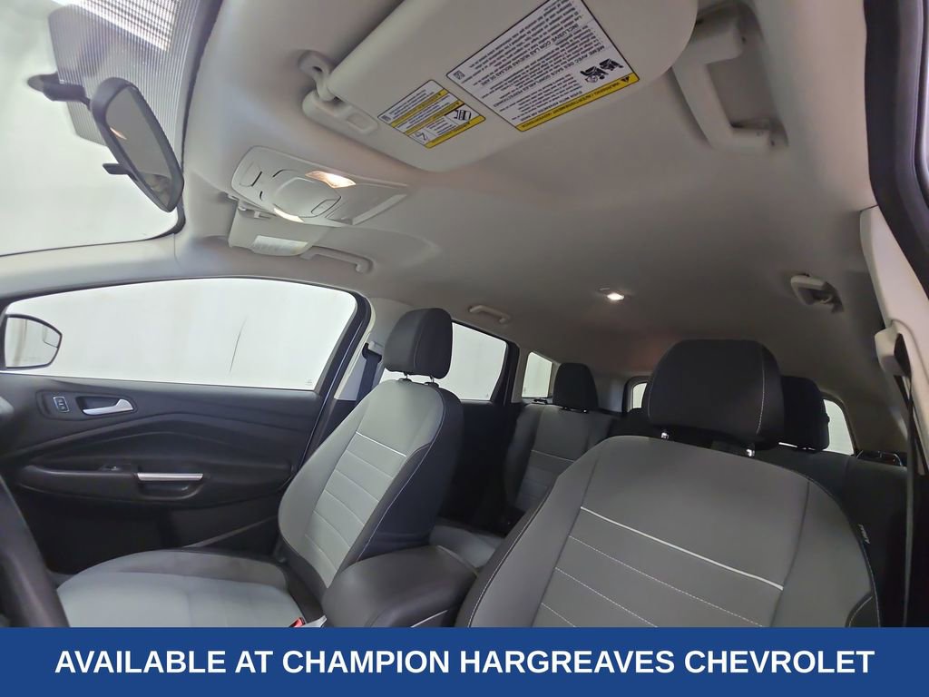 Used 2015 Ford Escape SE image 25
