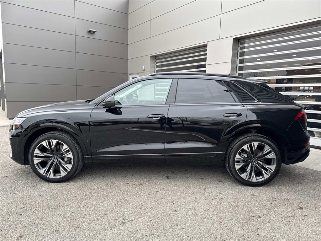 Used 2025 Audi Q8 Premium Plus image 4