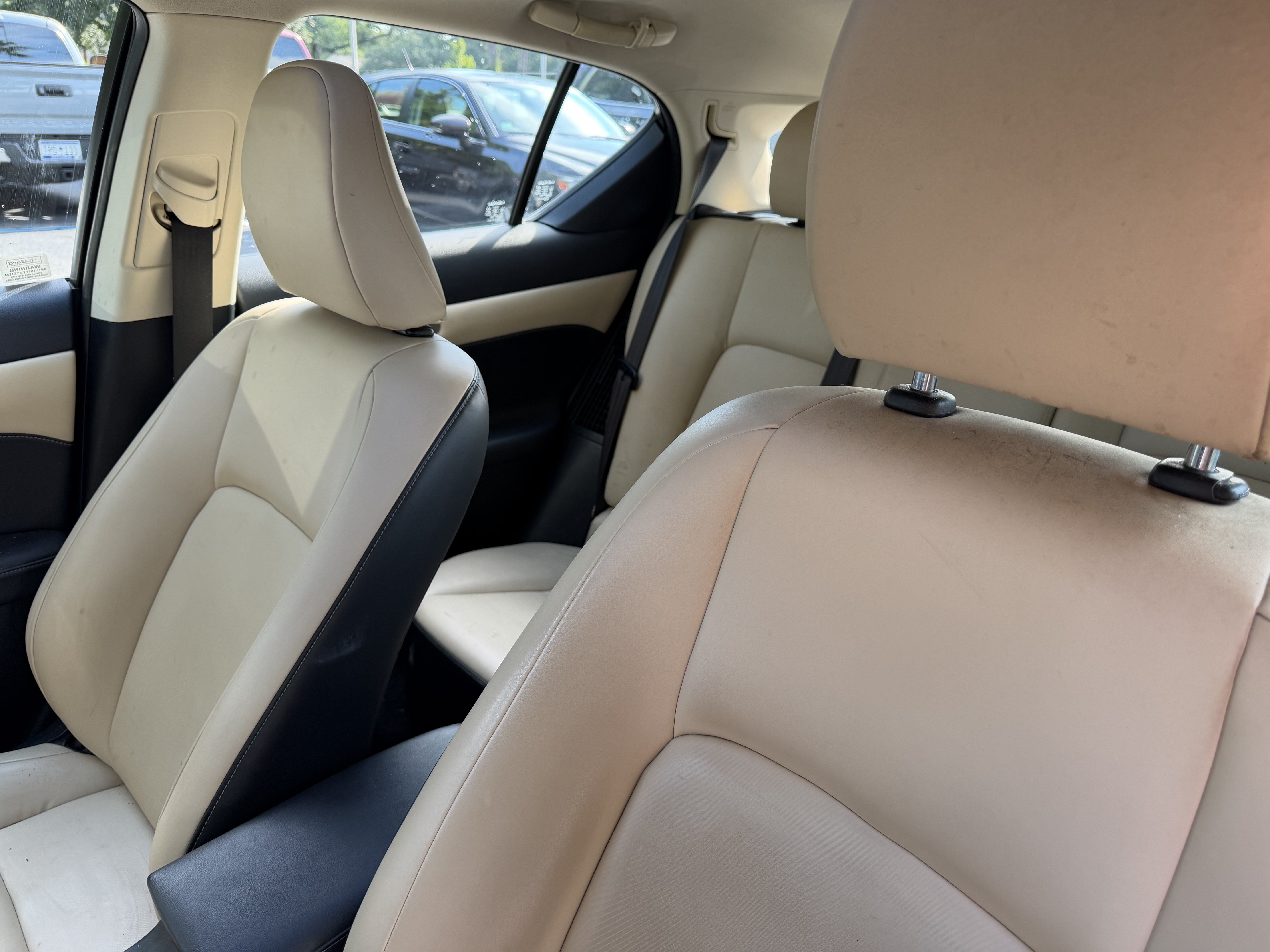 Used 2014 Lexus CT 200h FWD image 30