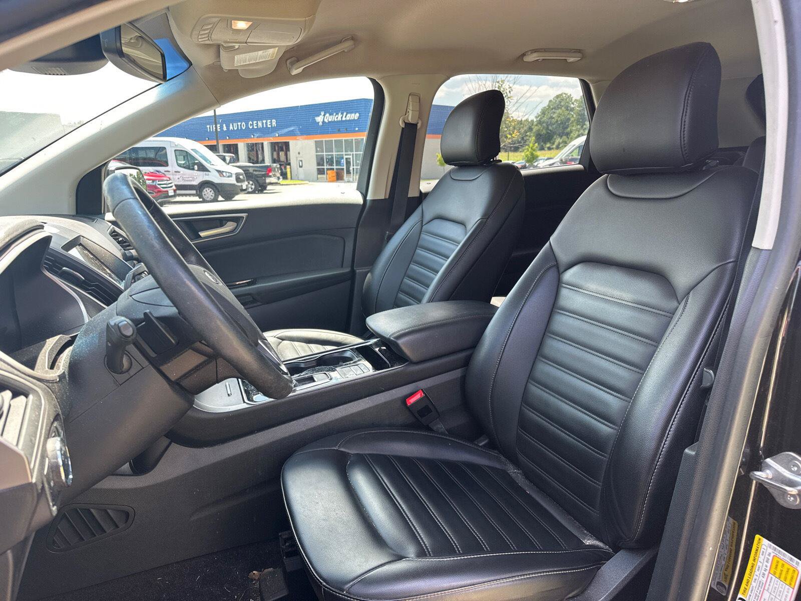 Certified 2019 Ford Edge SEL w/ Equipment Group 201A AWD/4WD image 6
