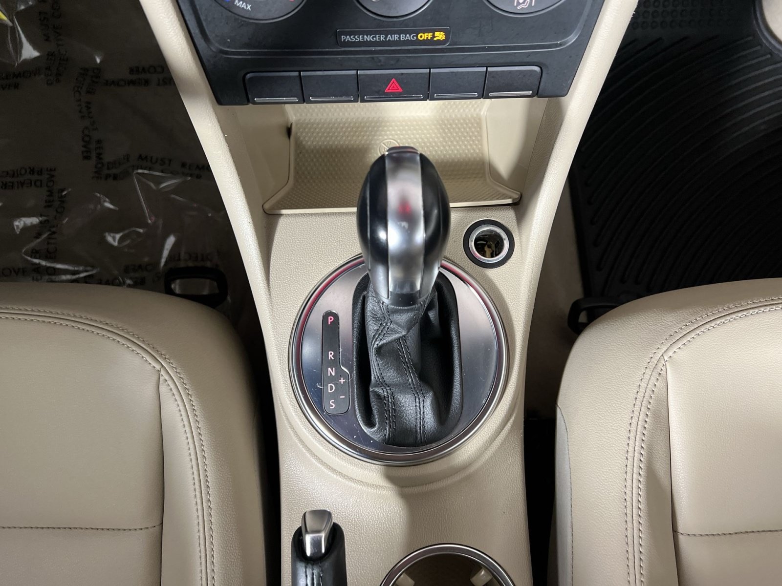 Used 2013 Volkswagen Beetle 2.5 FWD image 20