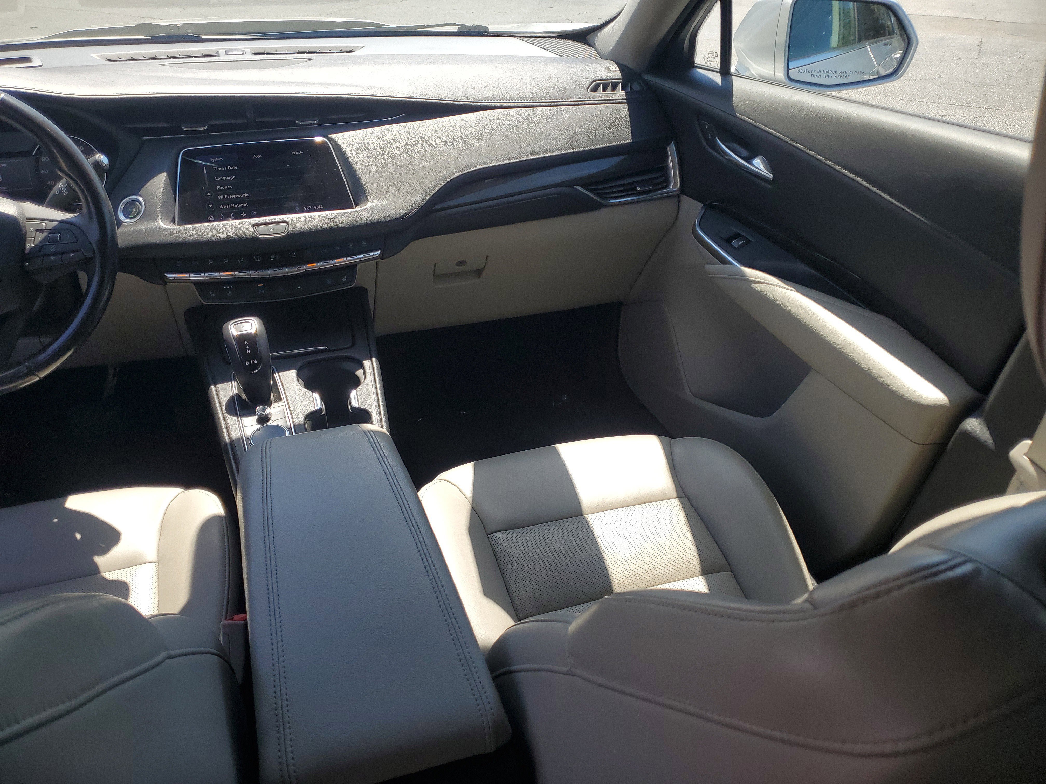 Used 2019 Cadillac XT4 Premium Luxury FWD image 18