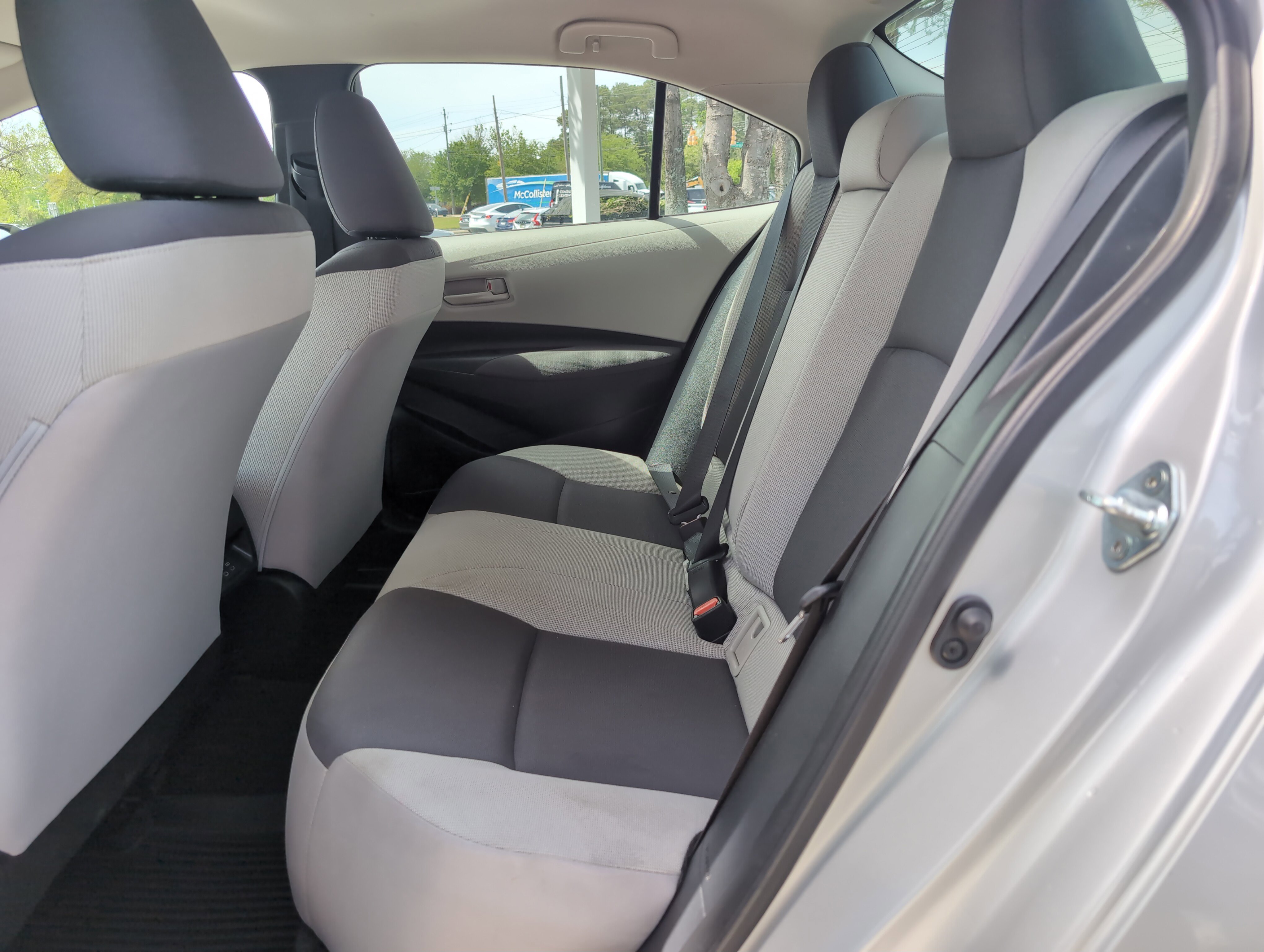 Certified 2024 Toyota Corolla LE FWD image 29