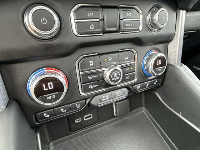 Certified 2022 GMC Yukon XL SLT w/ SLT Premium Package image 17