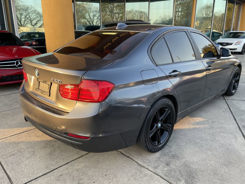Used 2015 BMW 320i I image 6