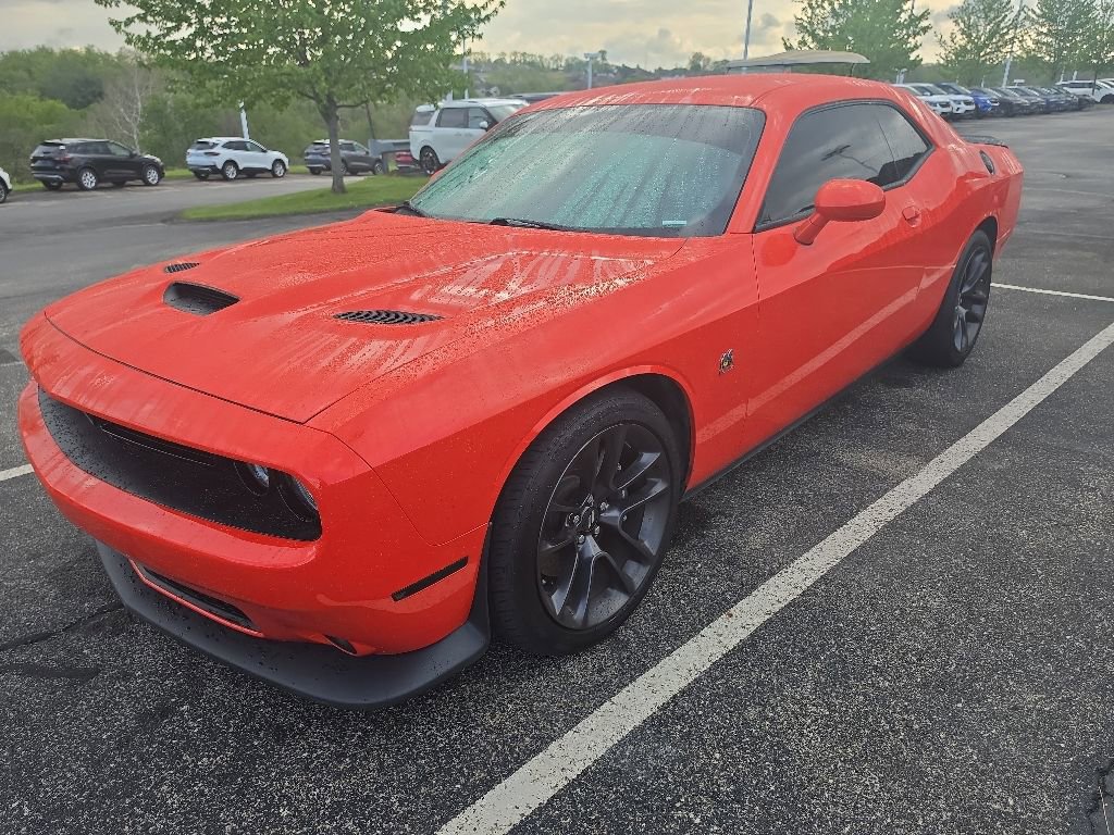 Used 2020 Dodge Challenger R/T Scat Pack w/ Driver Convenience Group RWD image 2