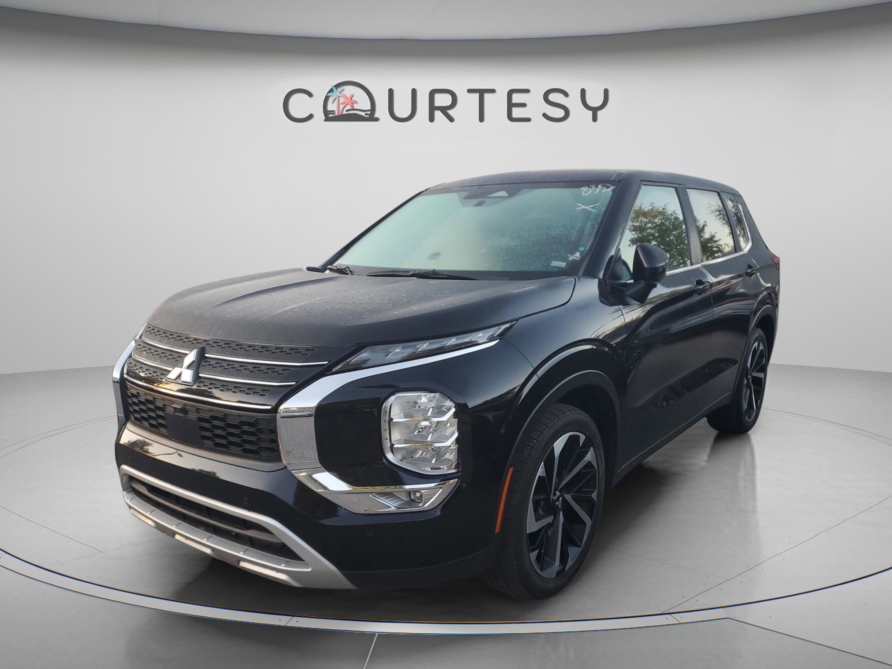 Used 2024 Mitsubishi Outlander SE FWD image 31