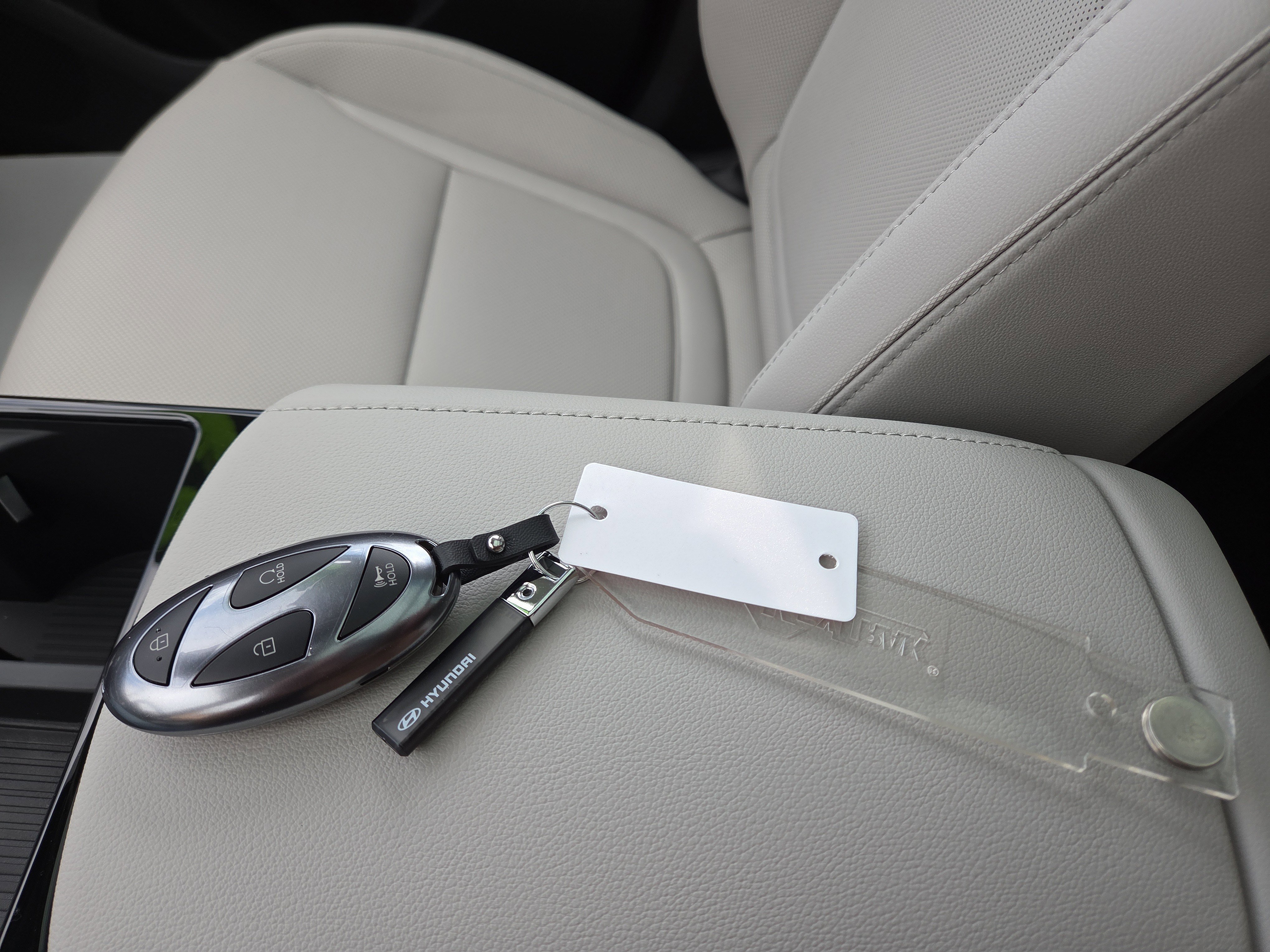 New 2026 Hyundai Tucson Limited image 30