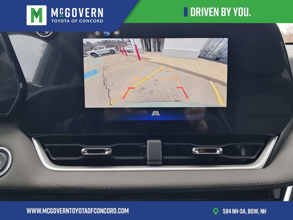 Used 2026 Chevrolet Equinox LT w/ Convenience Package II image 19