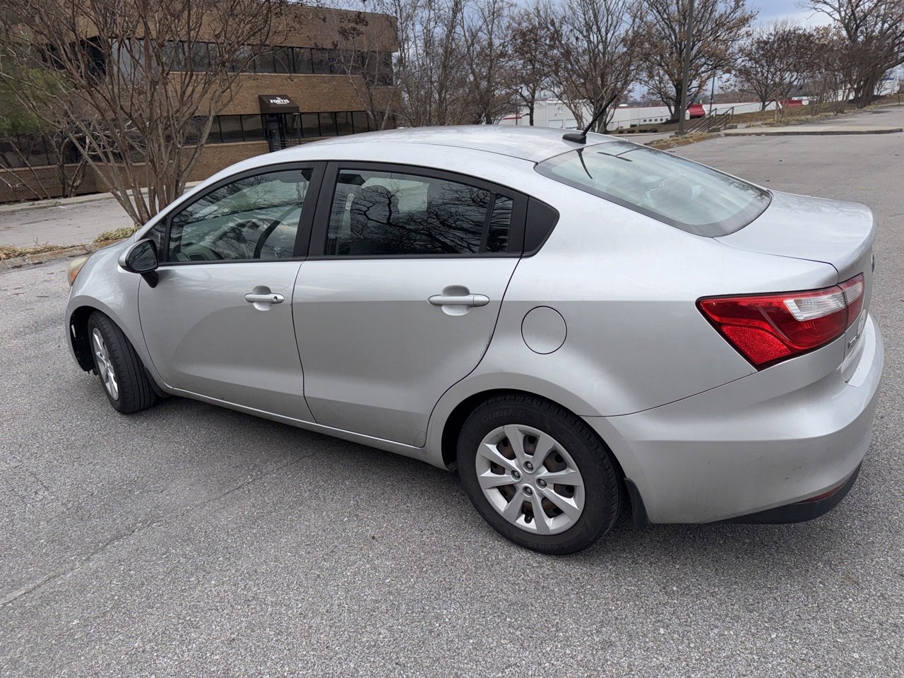 Used 2017 Kia Rio LX image 4
