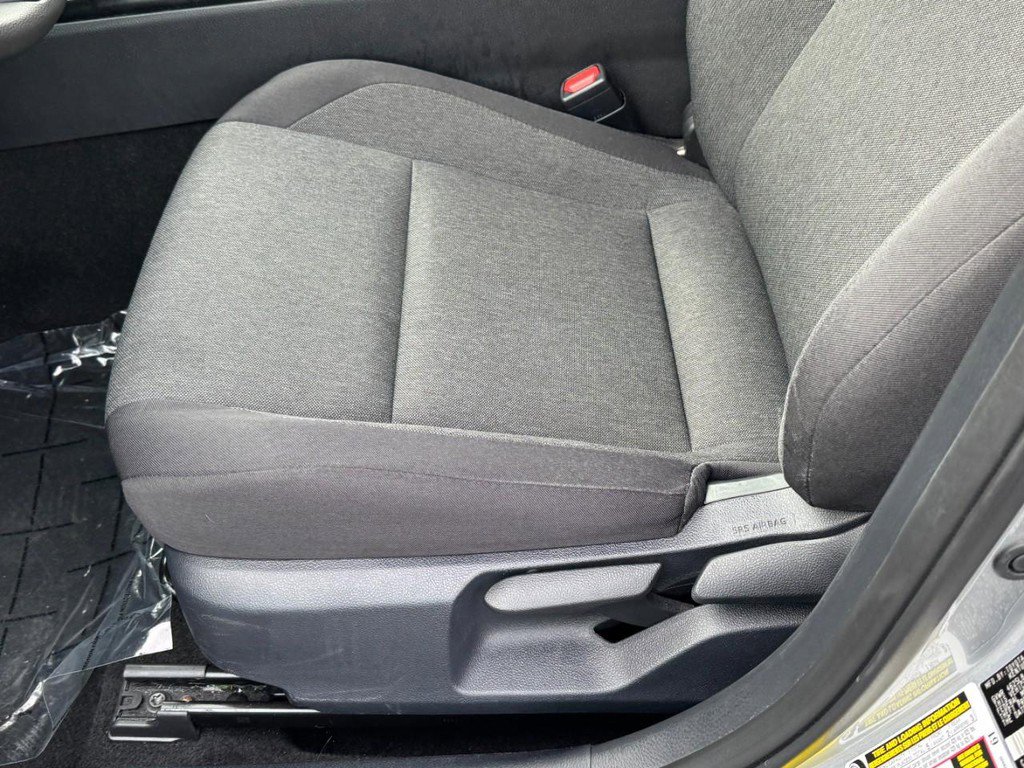 Used 2025 Toyota Camry image 22