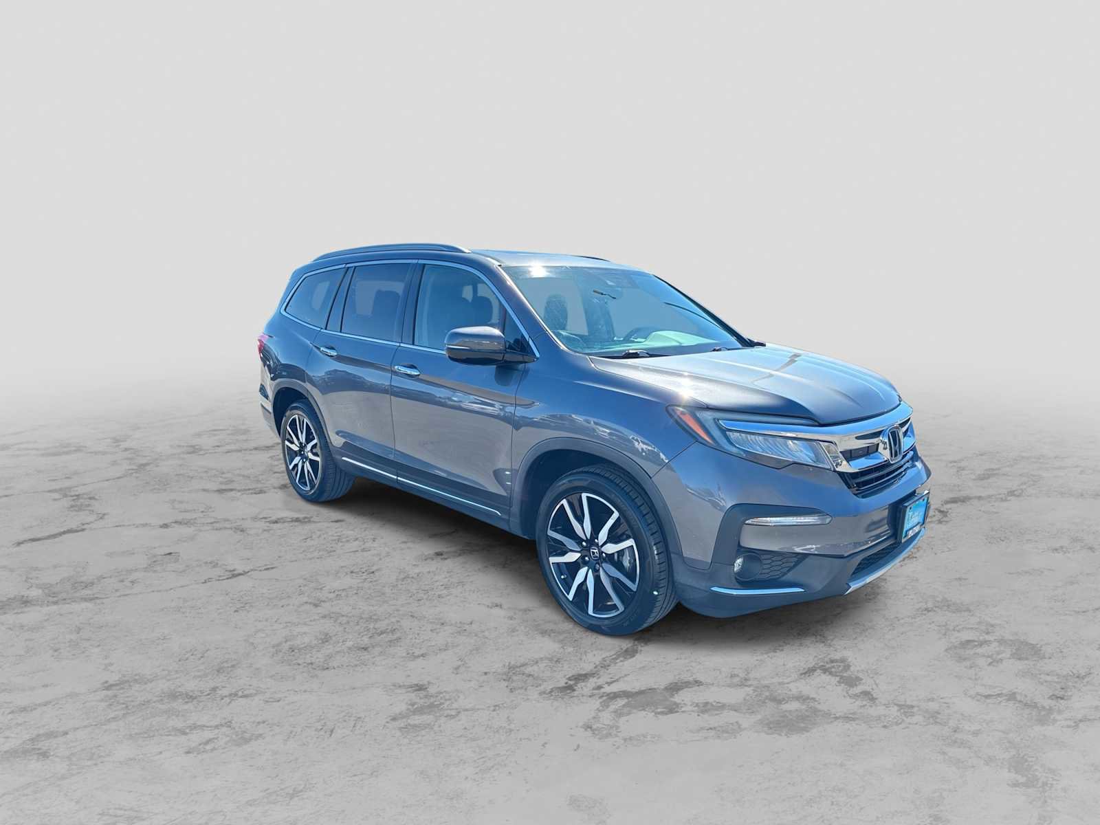 Used 2021 Honda Pilot Touring image 2