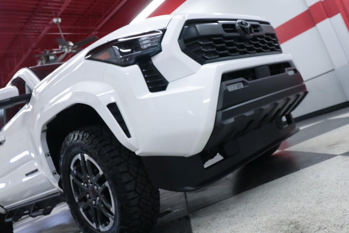 Used 2025 Toyota Tacoma TRD Sport AWD/4WD image 29