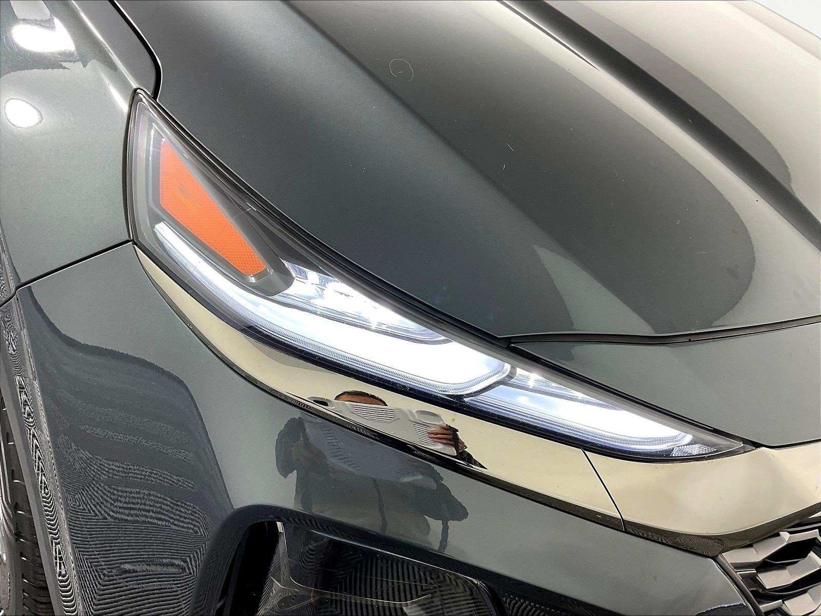 Used 2020 Hyundai Santa Fe Limited FWD image 30