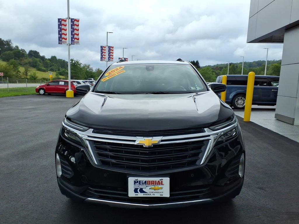 Used 2024 Chevrolet Equinox LT AWD/4WD image 3