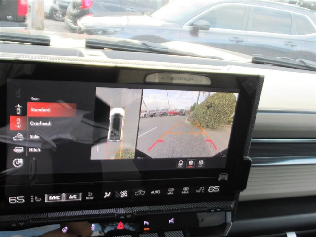 New 2026 GMC Hummer EV 4x4 Crew Cab image 24