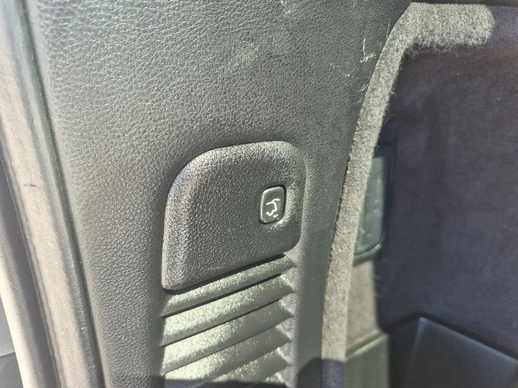 Used 2011 Dodge Durango Crew RWD image 11