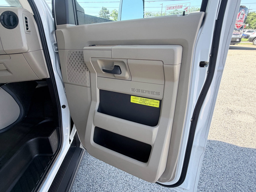 Used 2019 Ford E-450 and Econoline 450 Super Duty w/ Motorhome Prep Package RWD image 24
