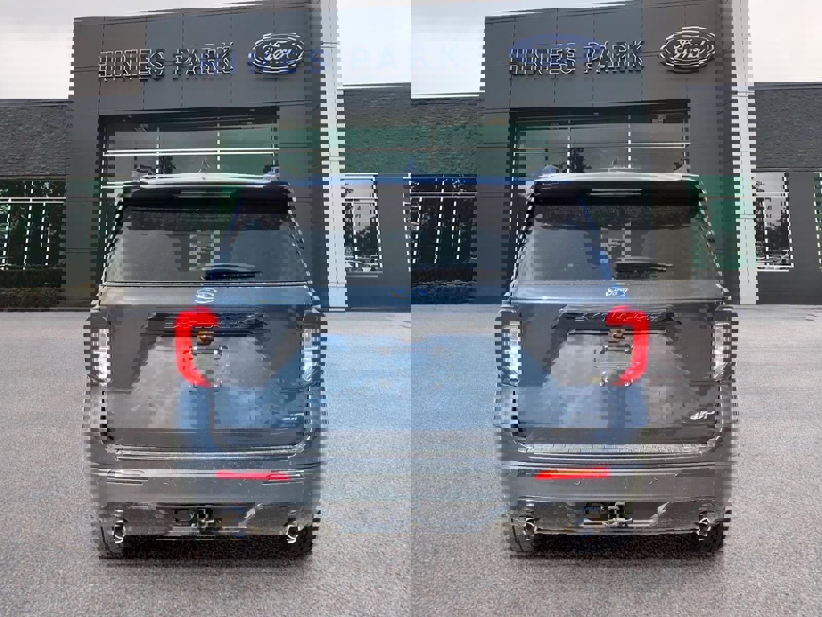 Certified 2024 Ford Explorer ST-Line w/ Class IV Trailer Tow Package image 6