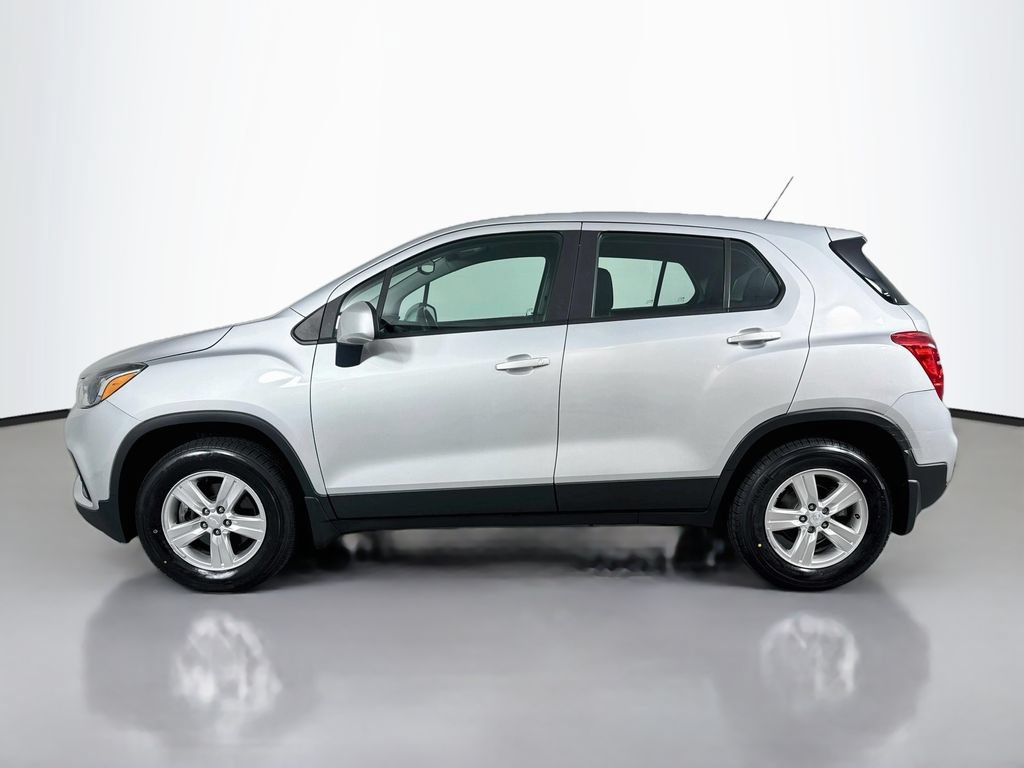 Used 2019 Chevrolet Trax LS w/ LPO, Protection Package AWD/4WD image 9