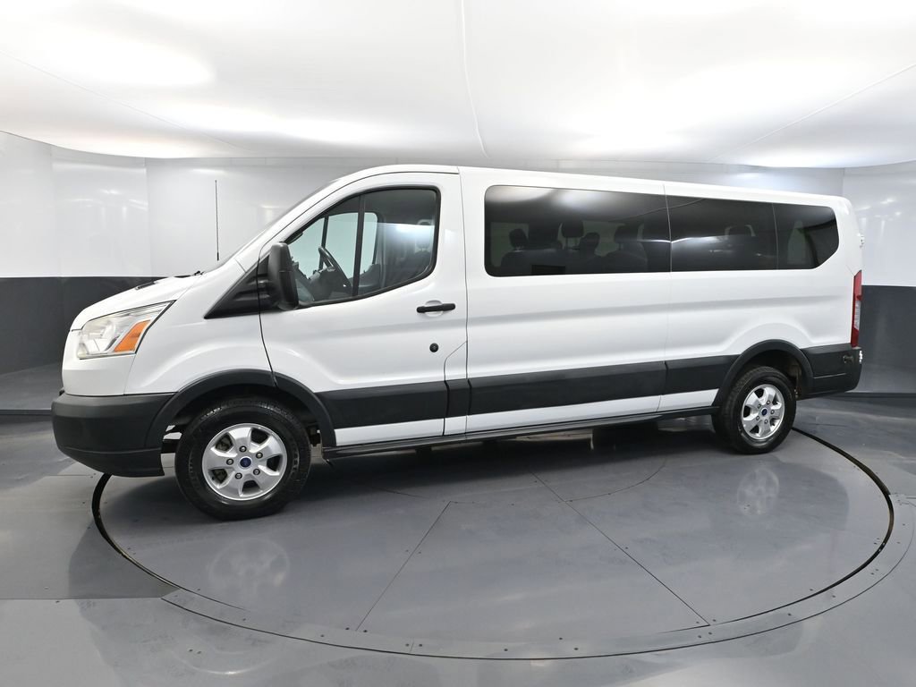Used 2017 Ford Transit 350 XLT image 11