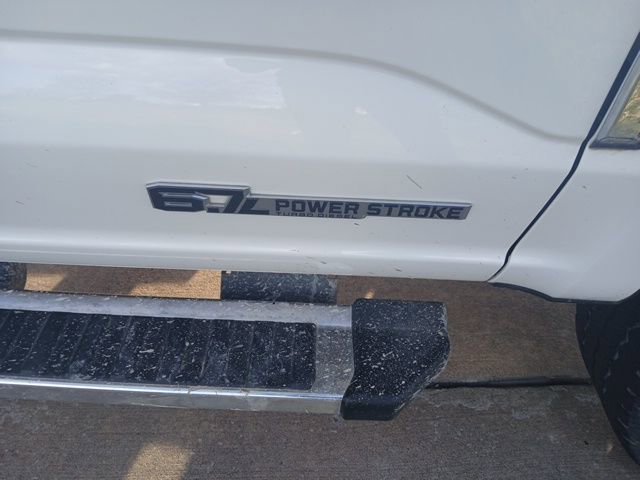Used 2025 Ford F250 Lariat w/ Chrome Package image 13