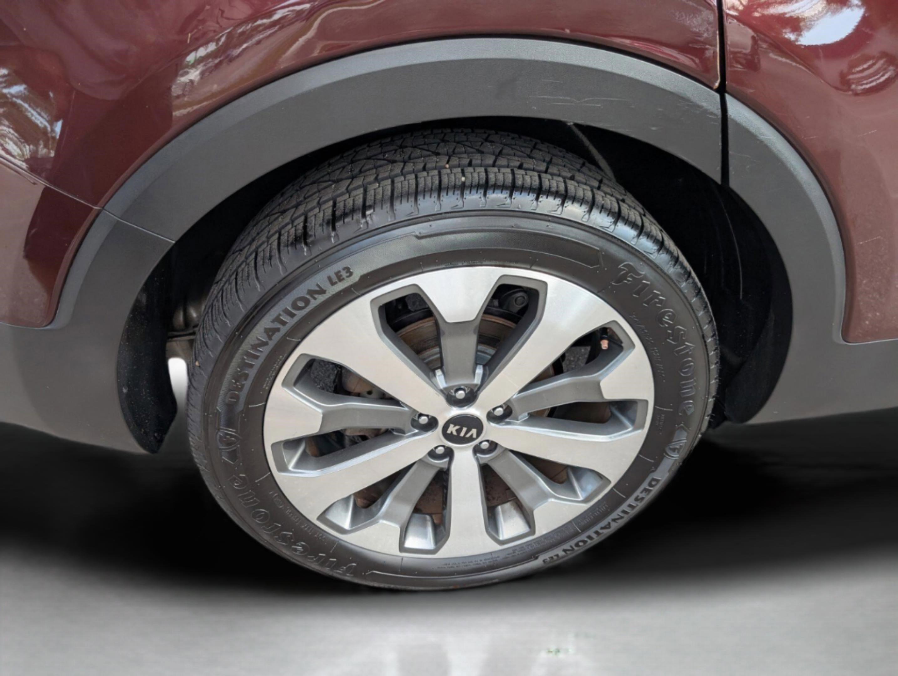 Used 2020 Kia Telluride S w/ S 8 Passenger Seating Package image 25