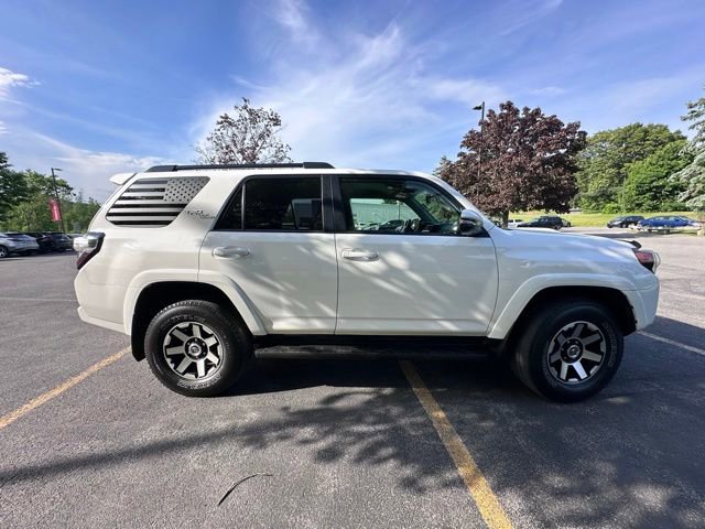 Used 2019 Toyota 4Runner TRD Off-Road Premium AWD/4WD image 2
