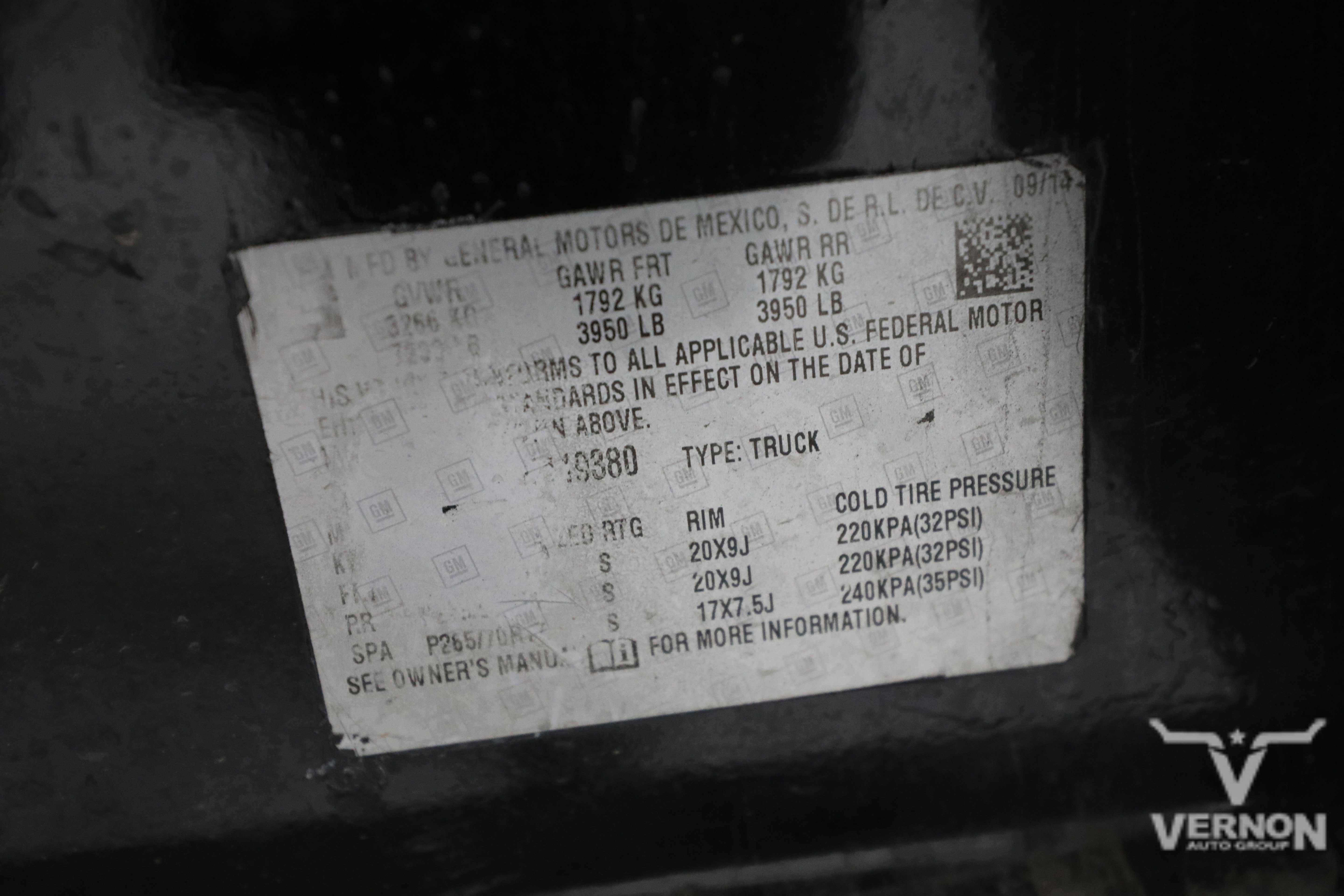 Used 2015 Chevrolet Silverado 1500 High Country image 13