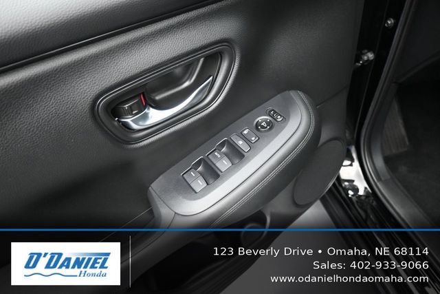 Used 2024 Honda HR-V LX image 24