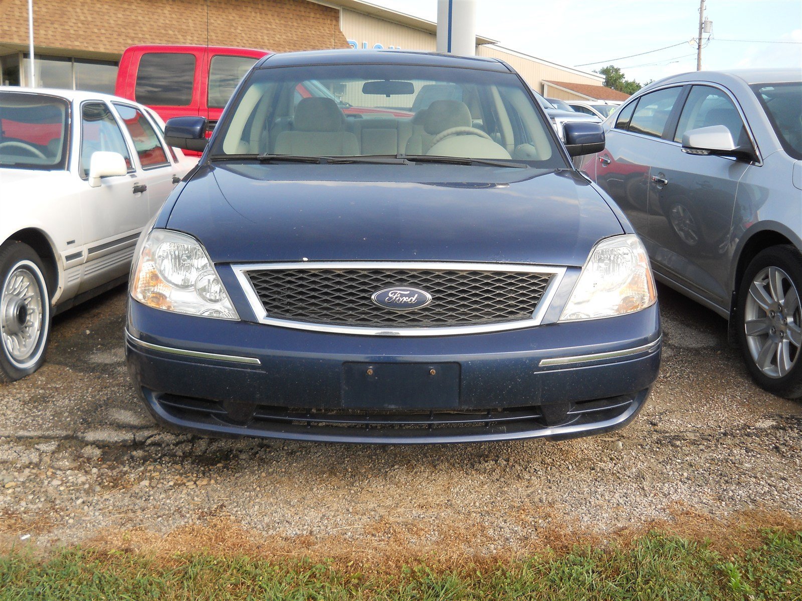 Used 2006 Ford Five Hundred SE image 2