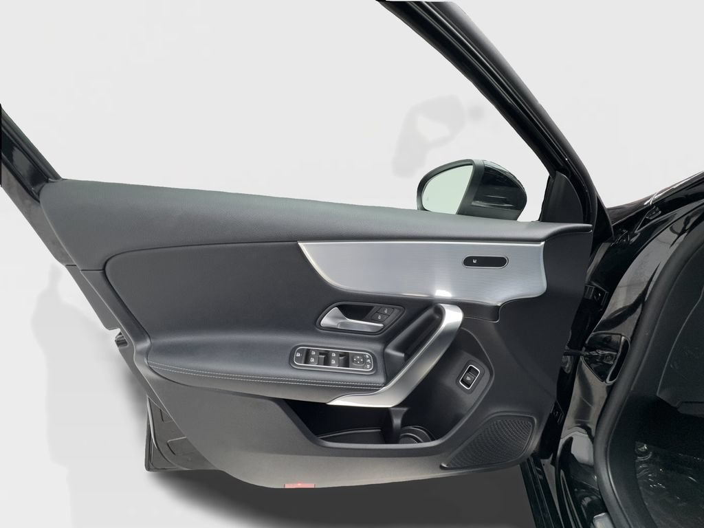 Used 2022 Mercedes-Benz A 220 image 20