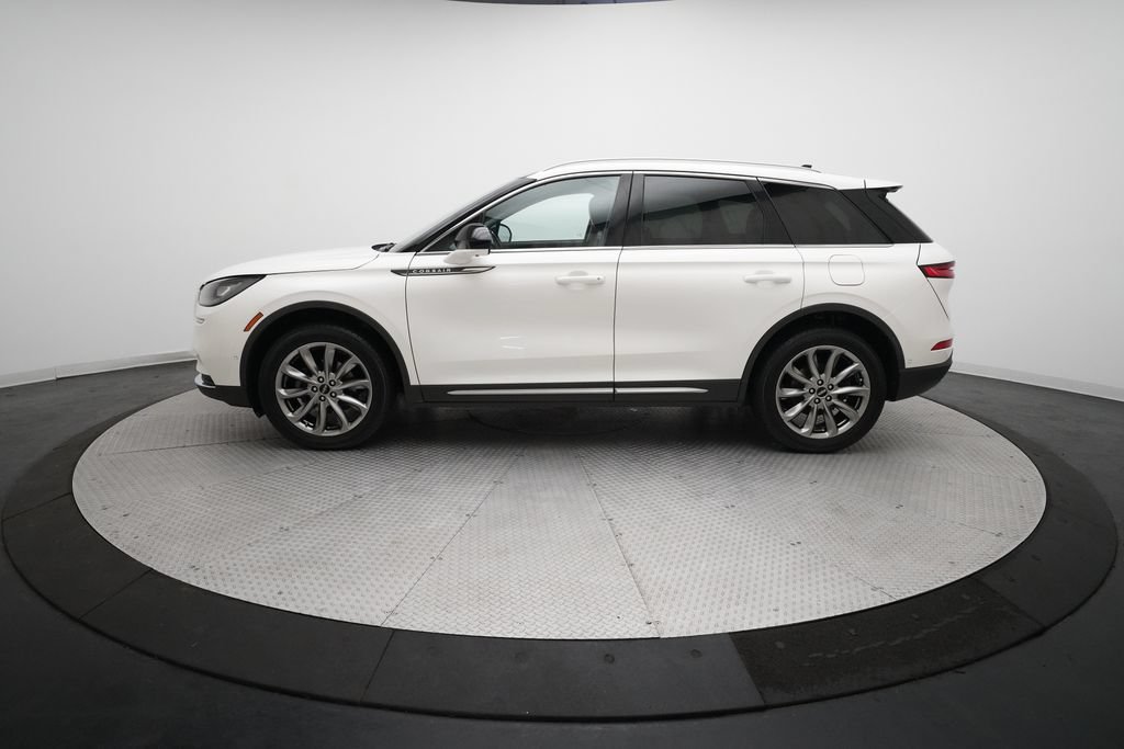 Used 2020 Lincoln Corsair AWD w/ Luxury Package image 24