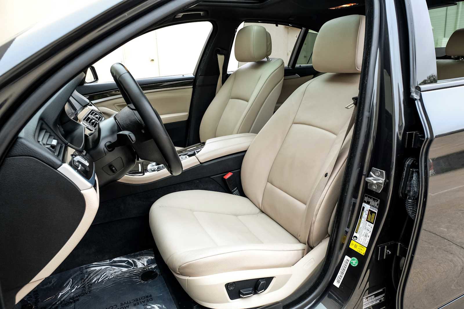 Used 2013 BMW 535i Sedan image 33