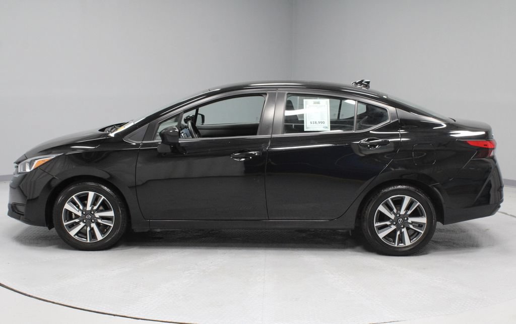 Certified 2024 Nissan Versa SV FWD image 7
