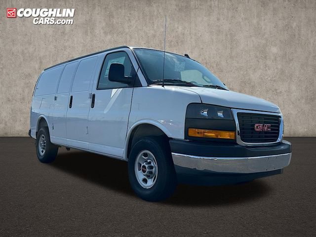 New 2025 GMC Savana 2500 w/ Enhanced Convenience Package